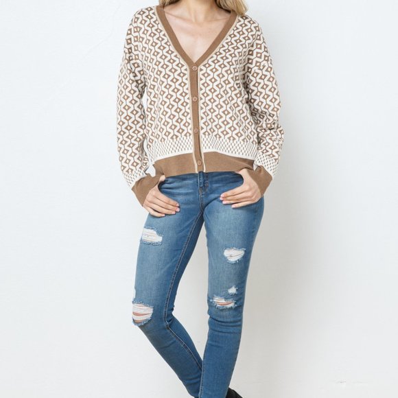 Diamond Geo Design Knit Button Up Sweater - Picture 6 of 7